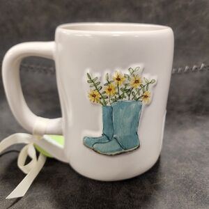 Rae dunn "LET LOVE BLOOM" Mug - SPRING 2025